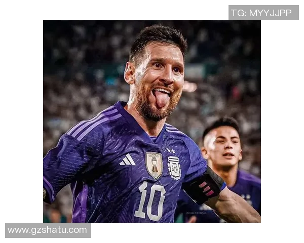 卡塔尔足球明星盘点:从传奇球员到新生代的璀璨星光 卡塔尔足球明星盘点:从传奇球员到新生代的璀璨星光