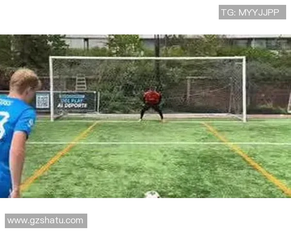 足球明星魅力四射帅气瞬间评论图片大赏尽显风采与个性 足球明星魅力四射帅气瞬间评论图片大赏尽显风采与个性